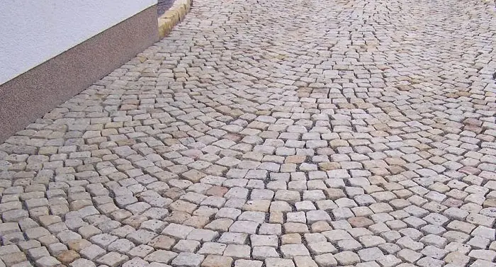 Leistung Sandsteinpflaster