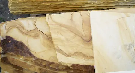 Bild in der Bildergallerie zu Sandstein Polygonalplatten