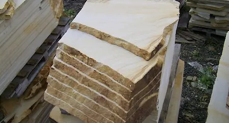 Bild in der Bildergallerie zu Sandstein Polygonalplatten